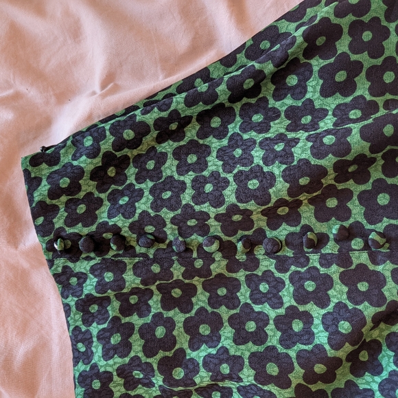 Flowy Floral Skirt - Picture 6 of 6